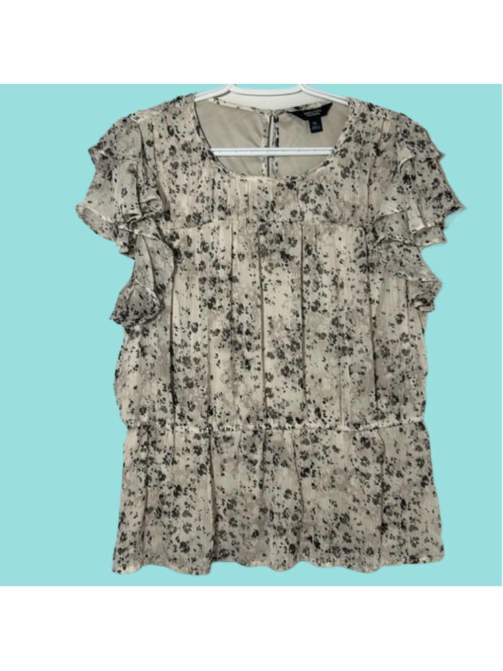 Vera Wang floral blouse size extra large cottage boho chic lined colour grey